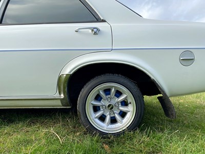 Lot 5 - 1976 Vauxhall Viva E