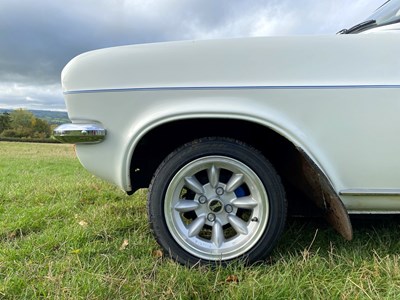 Lot 5 - 1976 Vauxhall Viva E