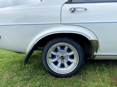 Lot 5 - 1976 Vauxhall Viva E