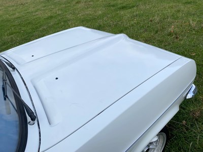 Lot 5 - 1976 Vauxhall Viva E