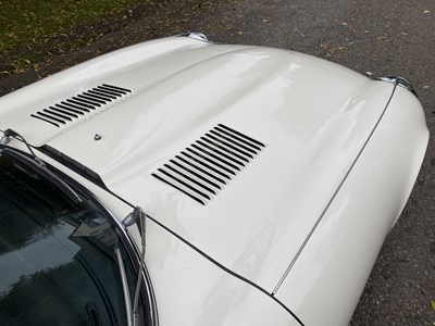 Lot 52 - 1973 Jaguar E-Type V12 Roadster