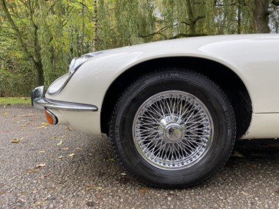 Lot 52 - 1973 Jaguar E-Type V12 Roadster