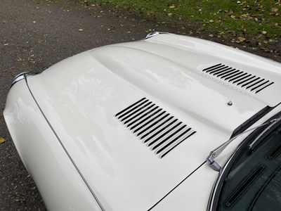 Lot 52 - 1973 Jaguar E-Type V12 Roadster