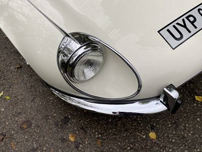 Lot 52 - 1973 Jaguar E-Type V12 Roadster