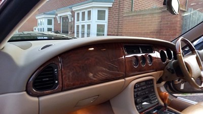 Lot 8 - 1998 Jaguar XK8 Coupe