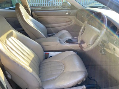 Lot 8 - 1998 Jaguar XK8 Coupe