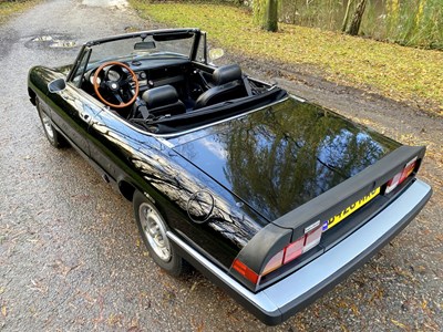 Lot 18 - 1985 Alfa Romeo 2000 Spider Veloce