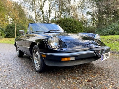 Lot 18 - 1985 Alfa Romeo 2000 Spider Veloce