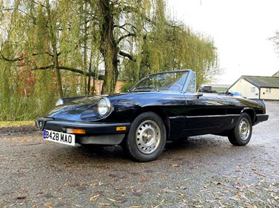 Lot 18 - 1985 Alfa Romeo 2000 Spider Veloce
