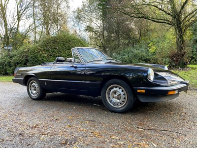 Lot 18 - 1985 Alfa Romeo 2000 Spider Veloce