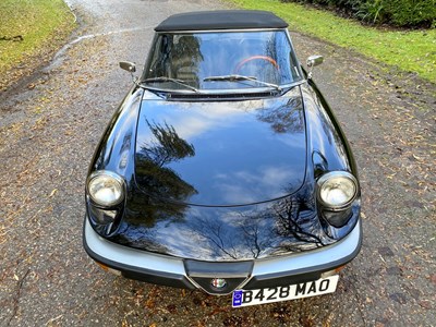 Lot 18 - 1985 Alfa Romeo 2000 Spider Veloce
