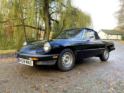 Lot 18 - 1985 Alfa Romeo 2000 Spider Veloce