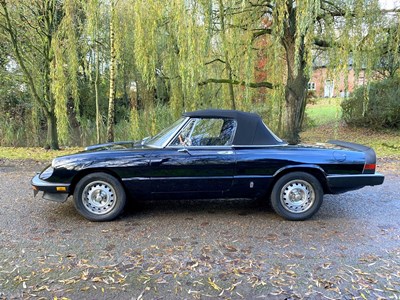 Lot 18 - 1985 Alfa Romeo 2000 Spider Veloce