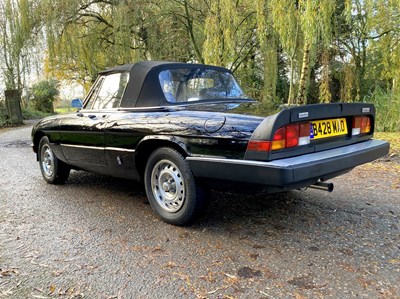 Lot 18 - 1985 Alfa Romeo 2000 Spider Veloce