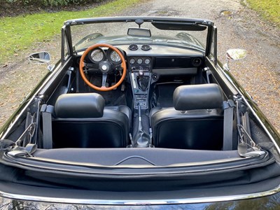 Lot 18 - 1985 Alfa Romeo 2000 Spider Veloce