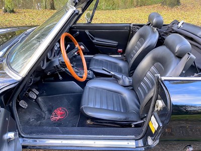 Lot 18 - 1985 Alfa Romeo 2000 Spider Veloce
