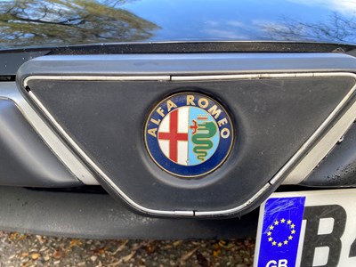 Lot 18 - 1985 Alfa Romeo 2000 Spider Veloce
