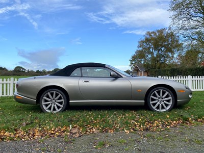 Lot 51 - 2005 Jaguar XK8 4.2 S Convertible