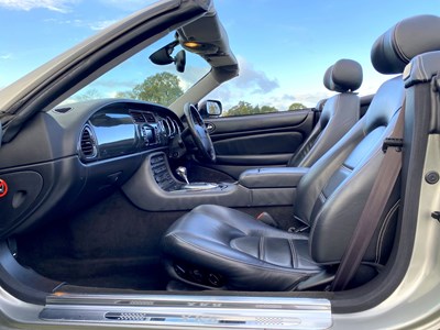 Lot 51 - 2005 Jaguar XK8 4.2 S Convertible