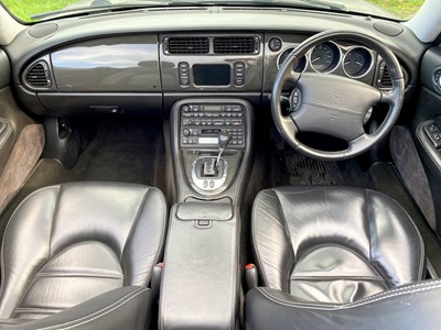 Lot 51 - 2005 Jaguar XK8 4.2 S Convertible