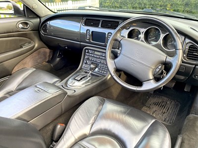 Lot 51 - 2005 Jaguar XK8 4.2 S Convertible
