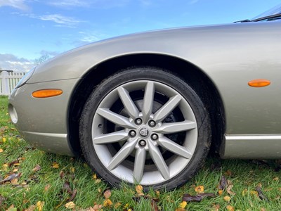 Lot 51 - 2005 Jaguar XK8 4.2 S Convertible