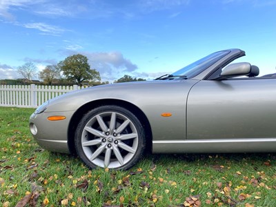 Lot 51 - 2005 Jaguar XK8 4.2 S Convertible