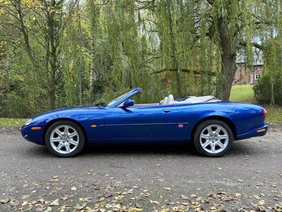 Lot 20 - 1998 Jaguar XK8 Convertible