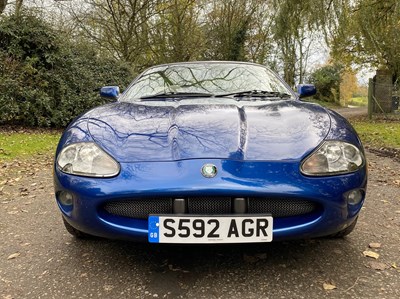 Lot 20 - 1998 Jaguar XK8 Convertible