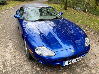 Lot 20 - 1998 Jaguar XK8 Convertible