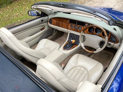 Lot 20 - 1998 Jaguar XK8 Convertible