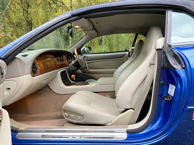 Lot 20 - 1998 Jaguar XK8 Convertible