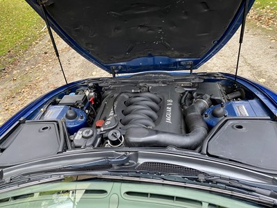Lot 20 - 1998 Jaguar XK8 Convertible