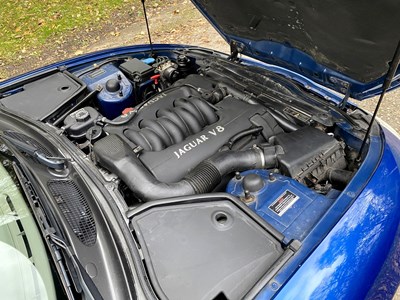 Lot 20 - 1998 Jaguar XK8 Convertible