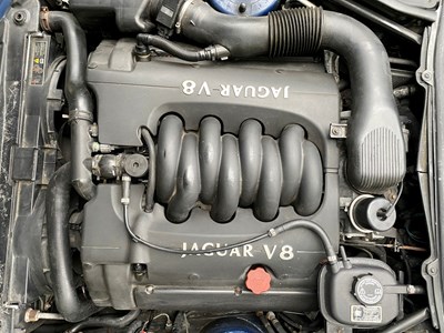Lot 20 - 1998 Jaguar XK8 Convertible