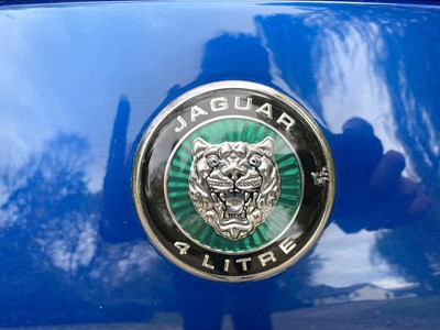 Lot 20 - 1998 Jaguar XK8 Convertible