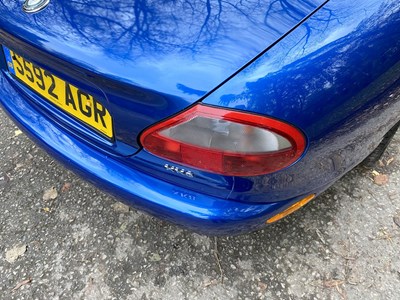 Lot 20 - 1998 Jaguar XK8 Convertible