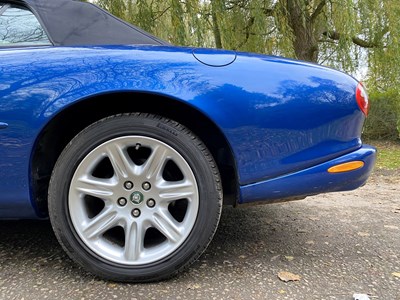Lot 20 - 1998 Jaguar XK8 Convertible