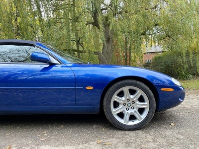 Lot 20 - 1998 Jaguar XK8 Convertible
