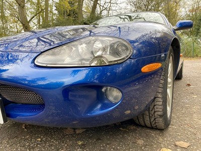 Lot 20 - 1998 Jaguar XK8 Convertible