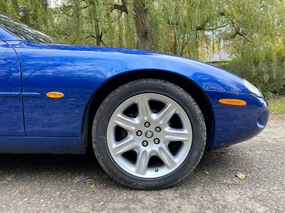 Lot 20 - 1998 Jaguar XK8 Convertible