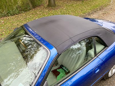 Lot 20 - 1998 Jaguar XK8 Convertible