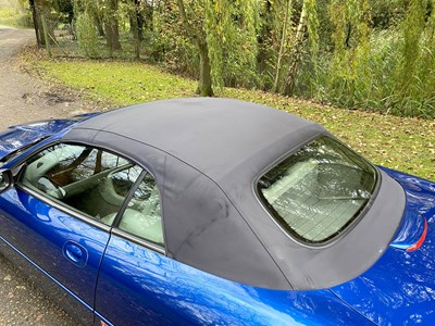 Lot 20 - 1998 Jaguar XK8 Convertible