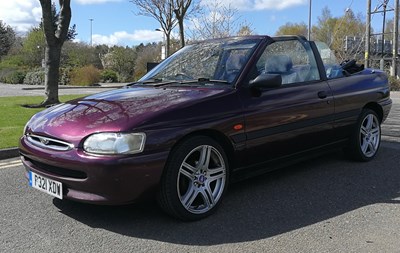 Lot 92 - 1997 Ford Escort Calypso Cabriolet