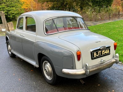 Lot 15 - 1961 Rover P4