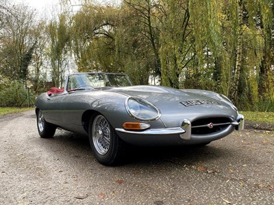 Lot 60 - 1967 Jaguar E-Type 4.2 Roadster