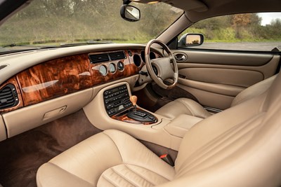 Lot 69 - 1999 Jaguar XK8 4.0