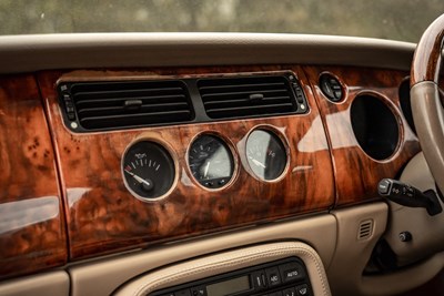 Lot 69 - 1999 Jaguar XK8 4.0