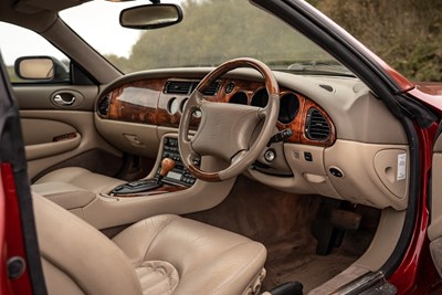 Lot 69 - 1999 Jaguar XK8 4.0