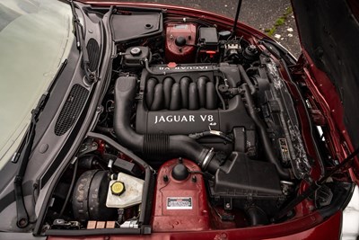 Lot 69 - 1999 Jaguar XK8 4.0
